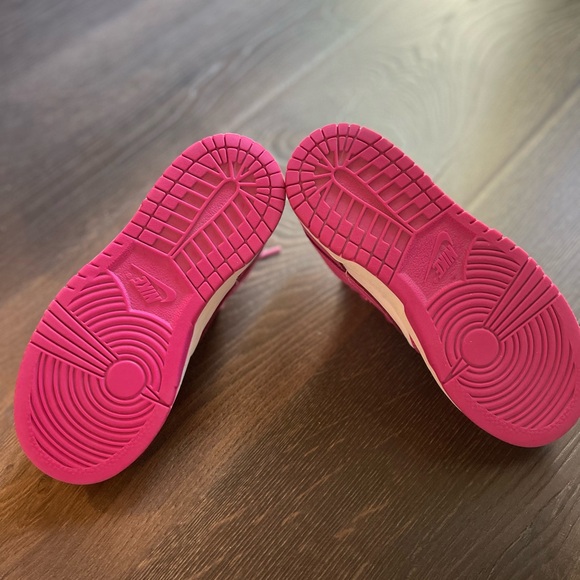 Nike Dunk Low - Picture 10 of 10